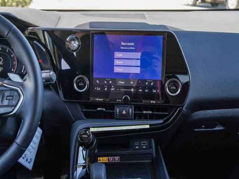 2026 Lexus NX 350 Premium - Photo 13
