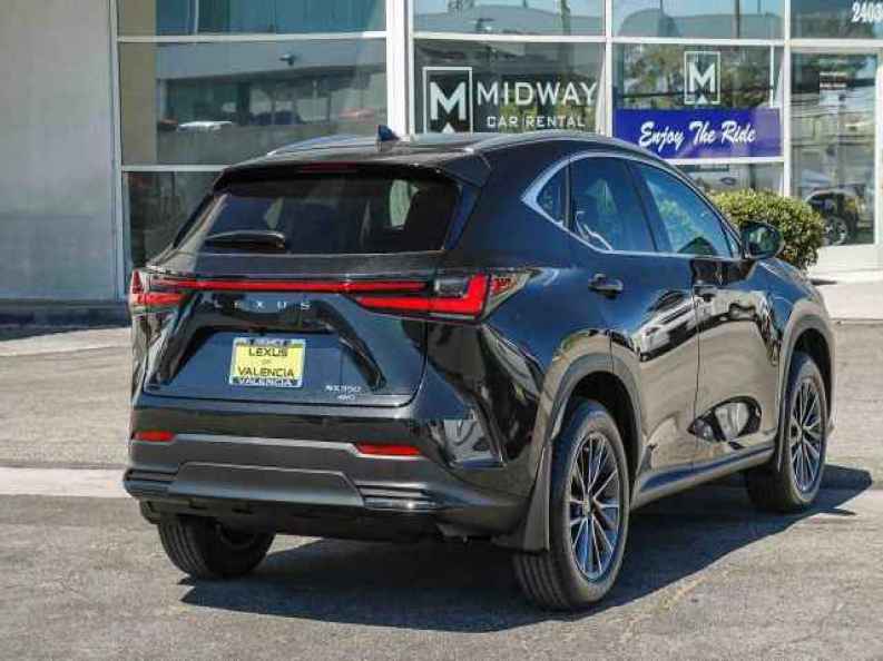 2026 Lexus NX 350 Premium - Photo 4