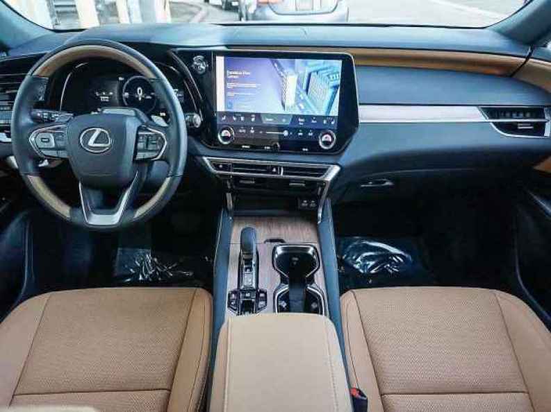 2026 Lexus RX PHEV 450h+ - Photo 23