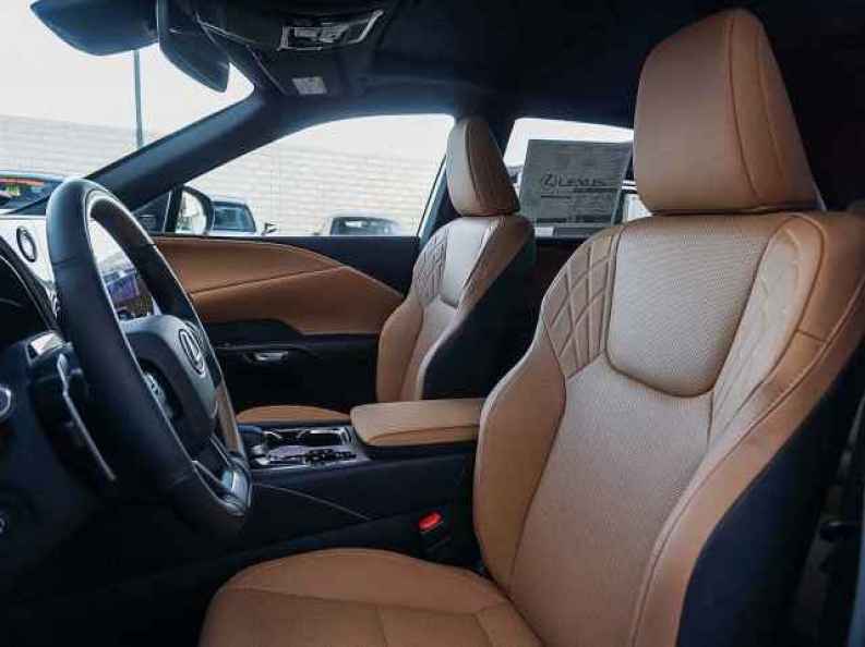 2026 Lexus RX PHEV 450h+ - Photo 29