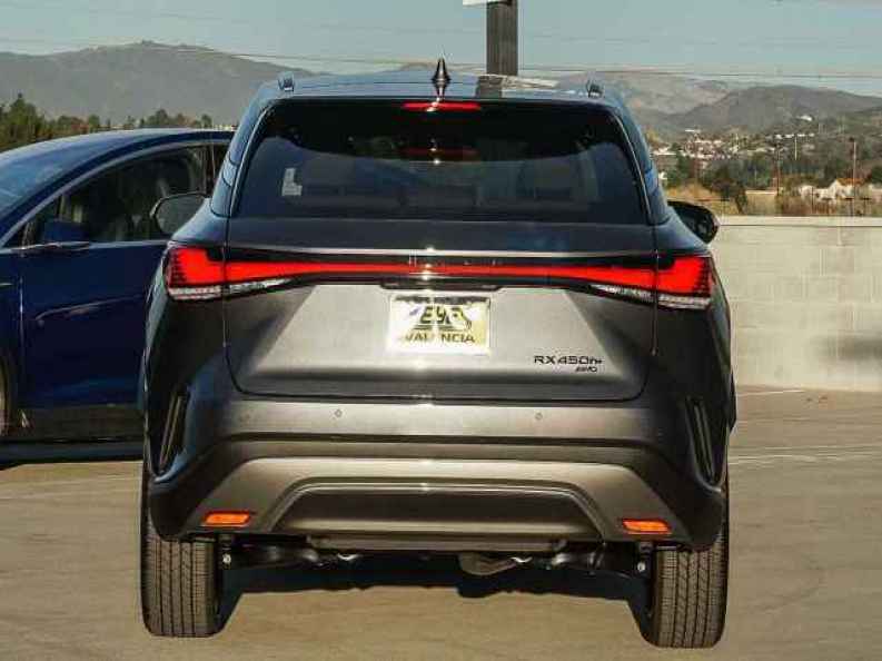 2026 Lexus RX PHEV 450h+ - Photo 5