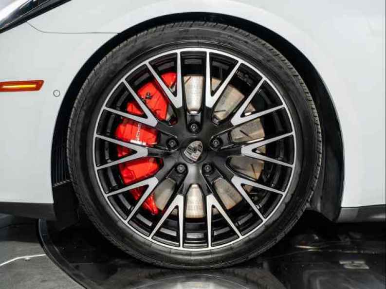2026 Porsche Panamera Turbo E-Hybrid - Photo 15