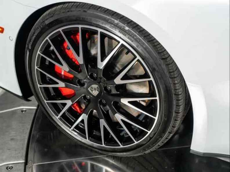2026 Porsche Panamera Turbo E-Hybrid - Photo 16