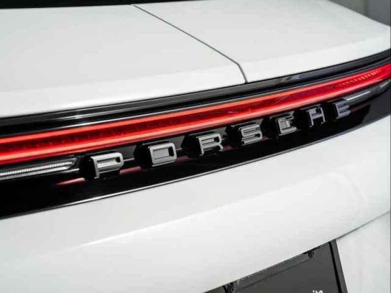 2026 Porsche Panamera Turbo E-Hybrid - Photo 34
