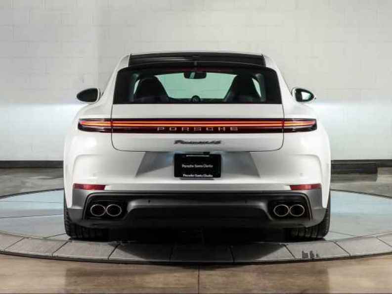 2026 Porsche Panamera S - Photo 10
