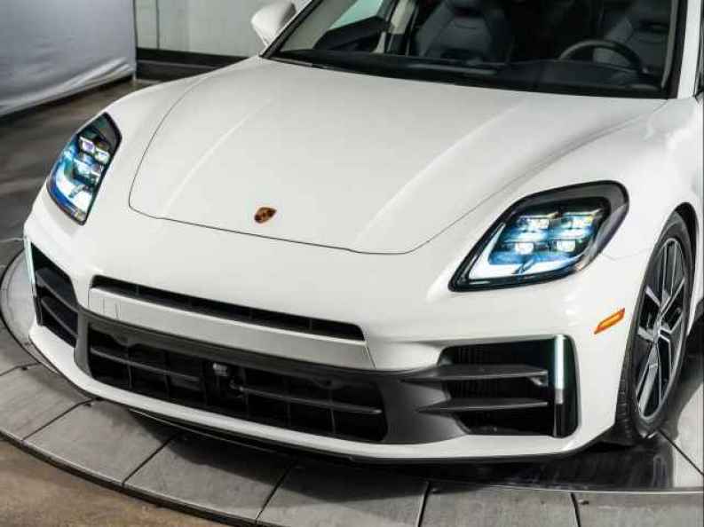 2026 Porsche Panamera S - Photo 11