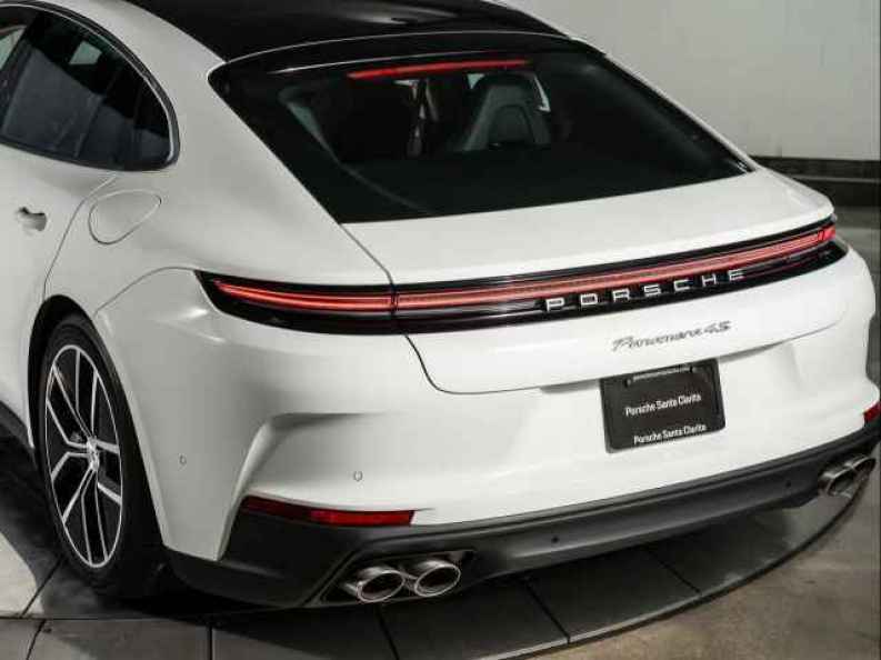 2026 Porsche Panamera S - Photo 33