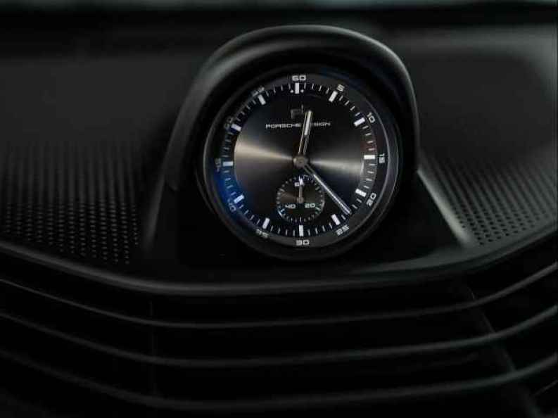 2026 Porsche Taycan GTS - Photo 26