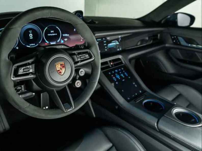2026 Porsche Taycan GTS - Photo 4