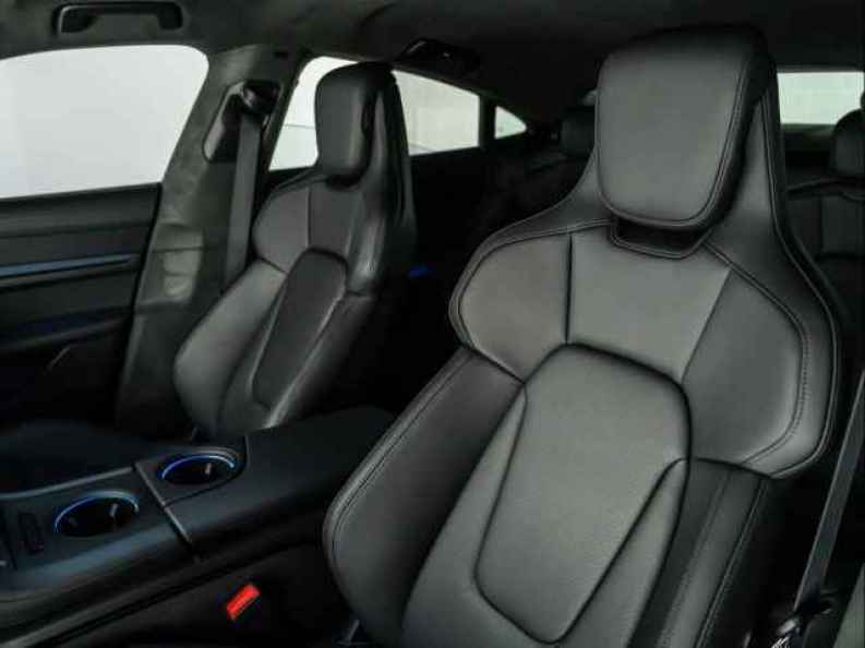 2026 Porsche Taycan GTS - Photo 5