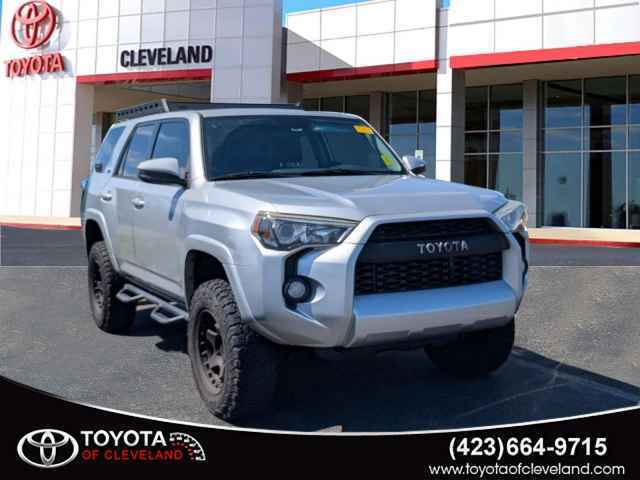 2014 Toyota 4Runner 4x4 SR5 4-door SUV, 260676B, Photo 1