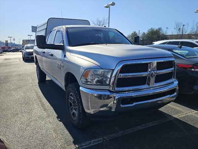 2019 Nissan TITAN 4x4 PRO-4X 4-door Crew Cab, 250309A, Photo 1