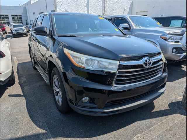 2015 Toyota RAV4 AWD XLE 4-door SUV, B463815C, Photo 1