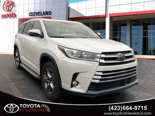 2021 Toyota RAV4 AWD XLE 4-door SUV, P11473, Photo 1