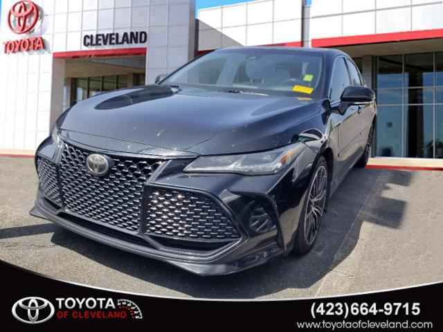 2016 Toyota Avalon Hybrid Limited 4-door Sedan, 240899B, Photo 1