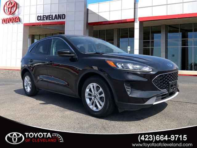 2017 Ford Escape SE FWD, B264232A, Photo 1