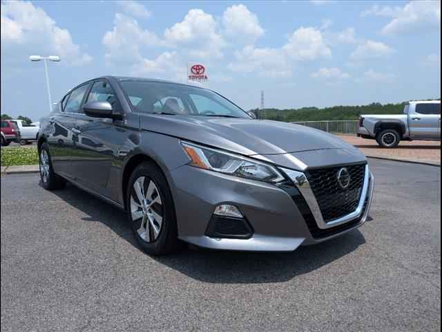 2021 Nissan Altima 2.5 SR 4-door Sedan, P11674A, Photo 1