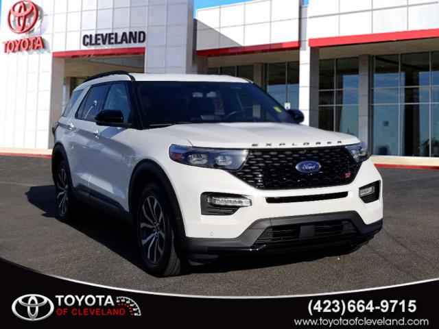 2021 Ford Escape Titanium 4-door SUV, 240872A, Photo 1