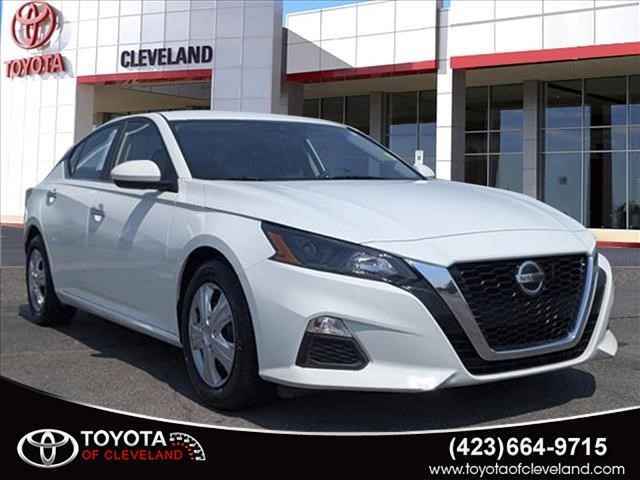 2023 Nissan Sentra SR 4-door Sedan, 260431A, Photo 1