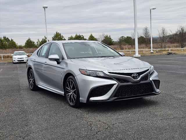2021 Toyota Camry SE 4-door Sedan, 250268A, Photo 1