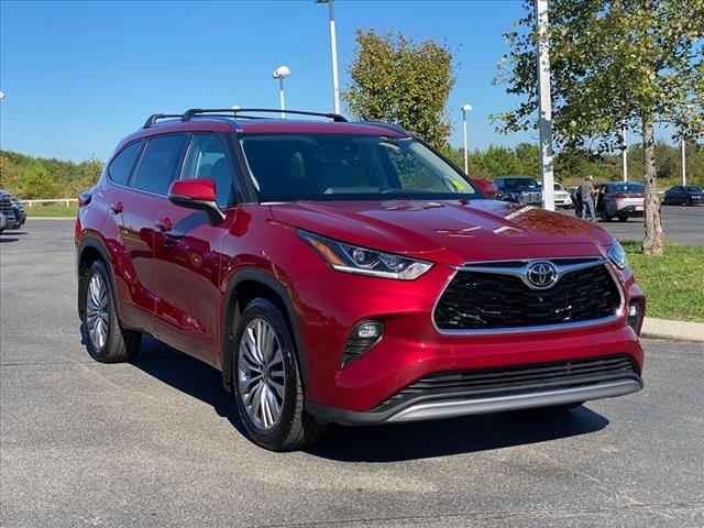 2022 Toyota Highlander XLE 4-door SUV, B143393, Photo 1