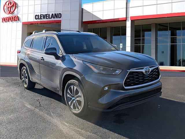 2022 Toyota Highlander AWD XLE 4-door SUV, P11761A, Photo 1