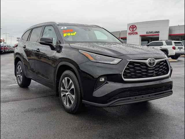 2024 Toyota Highlander AWD XLE 4-door SUV, B498327A, Photo 1