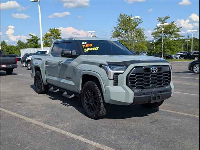 2023 Toyota Tundra 4x4 Platinum 4-door CrewMax Cab Pickup SB, B117565, Photo 1