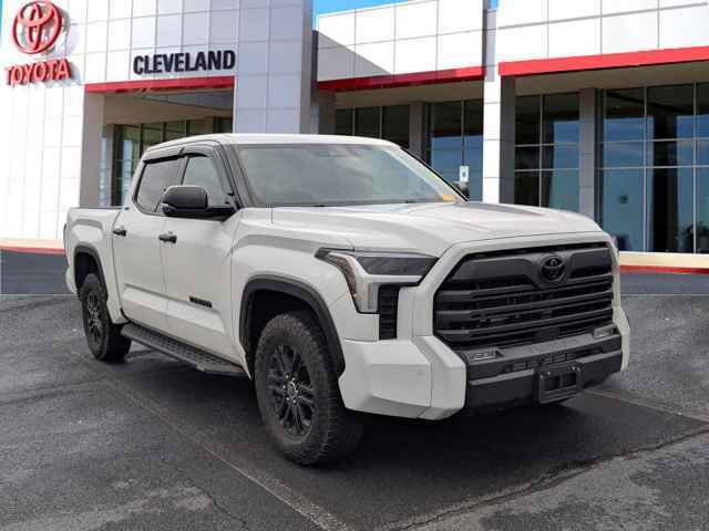 2018 Toyota Tundra SR5 CrewMax 5.5' Bed 5.7L FFV, 260311A, Photo 1