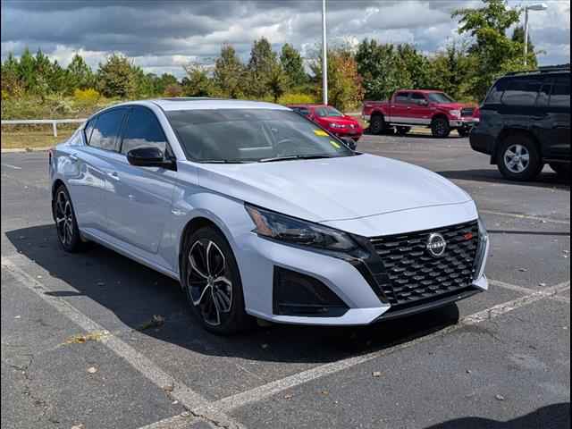 2024 Nissan Altima 2.5 SR Sedan, B413327, Photo 1