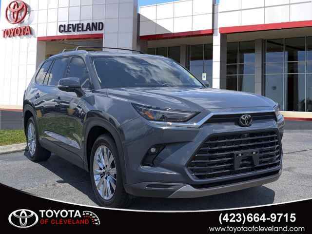 2024 Toyota Grand Highlander XLE AWD, B000436, Photo 1