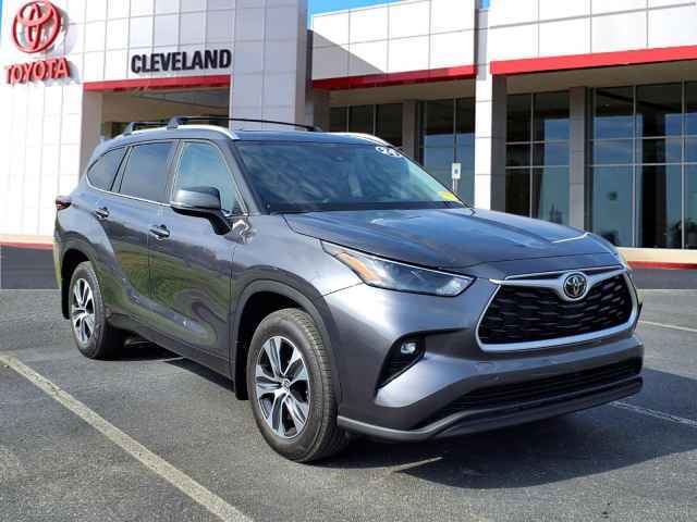 2024 Toyota Highlander AWD XLE 4-door SUV, B568087, Photo 1