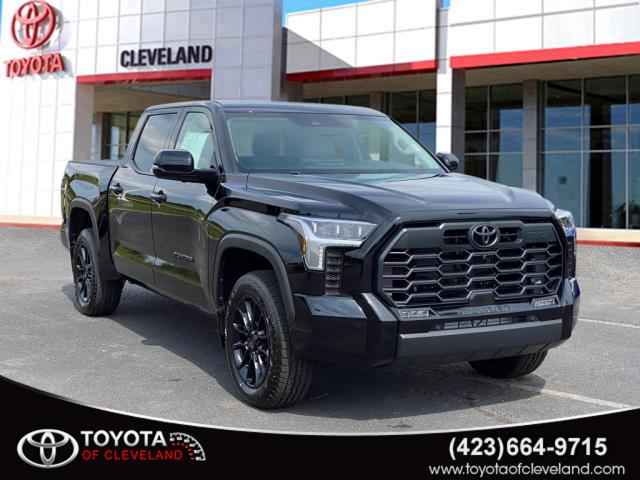 2024 Toyota Tundra 4WD 4x4 SR5 4-door Double Cab Pickup SB, 260300A, Photo 1
