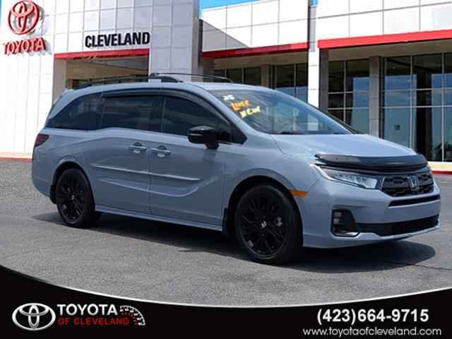 2025 Toyota Sienna AWD LE 8-Passenger 4-door Mini-Van, 250726, Photo 1