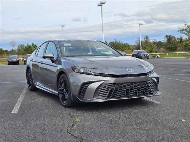 2025 Toyota Camry XLE 4-door Sedan, B066402, Photo 1