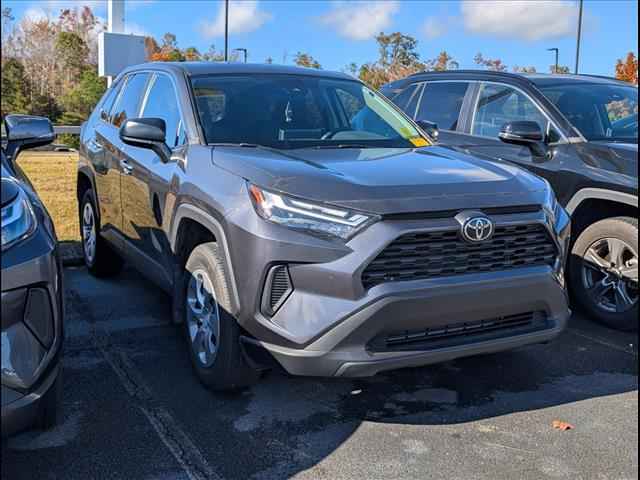 2025 Toyota RAV4 XLE AWD, 250989, Photo 1