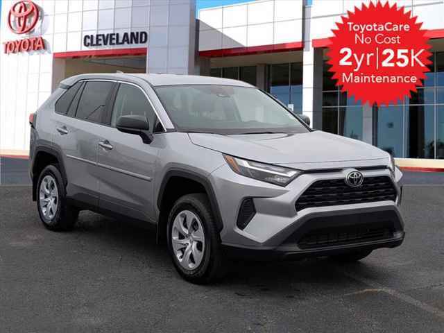 2025 Toyota RAV4 AWD XLE 4-door SUV, D251040, Photo 1