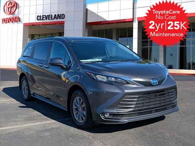 2025 Toyota Sienna AWD XSE 7-Passenger 4-door Mini-Van, 250967, Photo 1