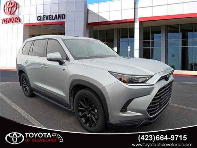 2026 Toyota RAV4 Plug-In Hybrid AWD XSE 4-door SUV, 260843, Photo 1