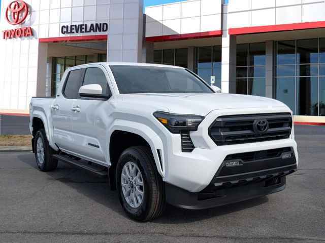 2026 Toyota Tacoma 4x4 SR 4-door Double Cab 5.0 ft SB 8A, 260308, Photo 1