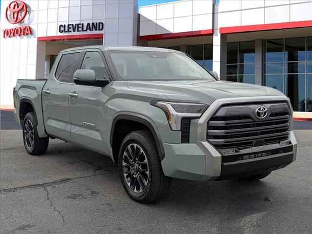 2012 Toyota Tundra 4x2 Grade 4-door Double Cab Pickup SB (5.7L V8), 250967B, Photo 1