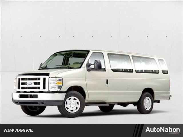 2025 Ford Transit Passenger Wagon T-350 148" Med Roof XLT RWD, SKA81993, Photo 1