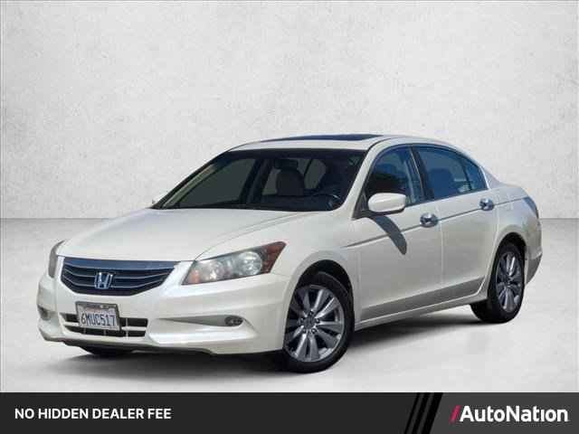 2011 Toyota Camry 4-door Sedan I4 Man LE, BR160821, Photo 1