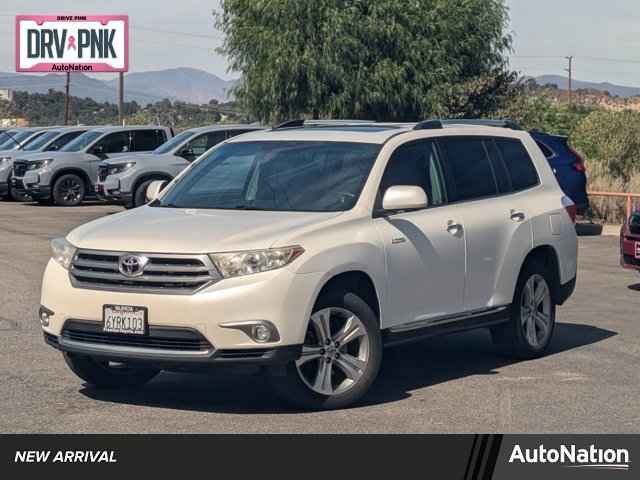 2019 Toyota RAV4 LE FWD, KC016827, Photo 1