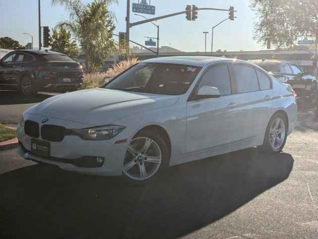 2011 BMW 5 Series 4-door Sedan 550i RWD, BDE82180, Photo 1