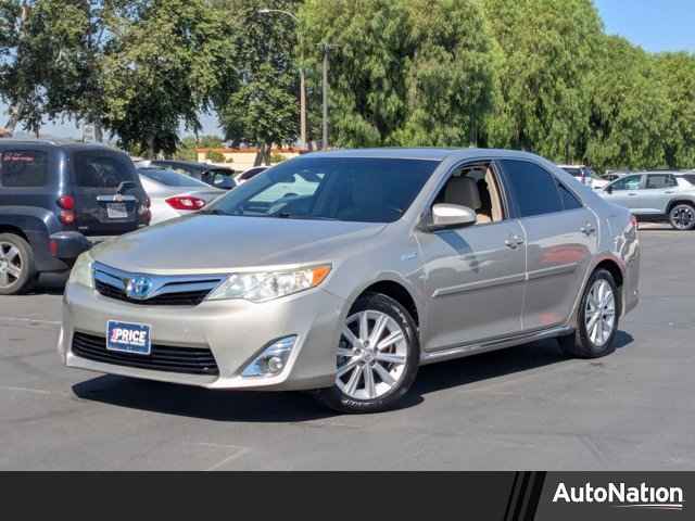 2014 Ford Focus 4-door Sedan Titanium, EL176196, Photo 1