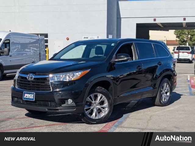 2023 Toyota RAV4 XLE FWD, PW273528, Photo 1