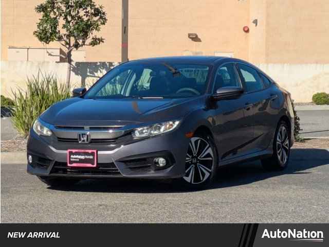 2016 Nissan Sentra 4-door Sedan I4 CVT SR, GY213674, Photo 1