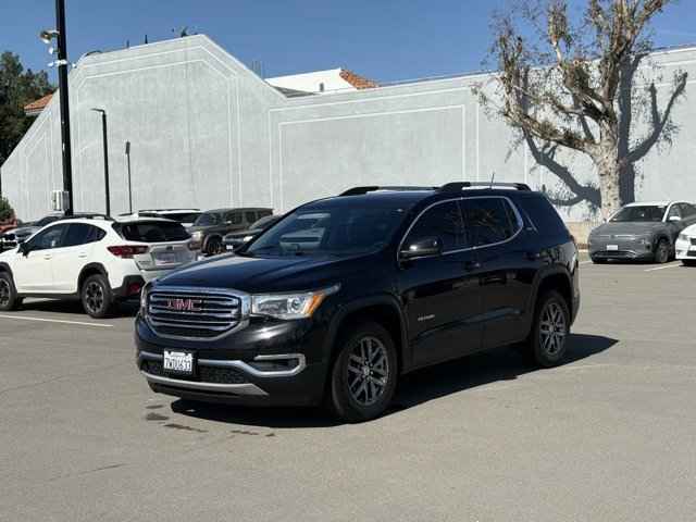 2017 Chevrolet Traverse FWD 4-door LT w/2LT, HJ183255, Photo 1