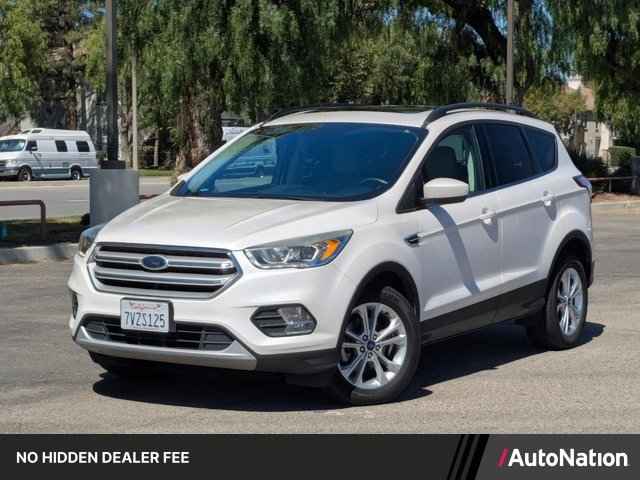 2018 Ford Edge Titanium FWD, JBC14037, Photo 1